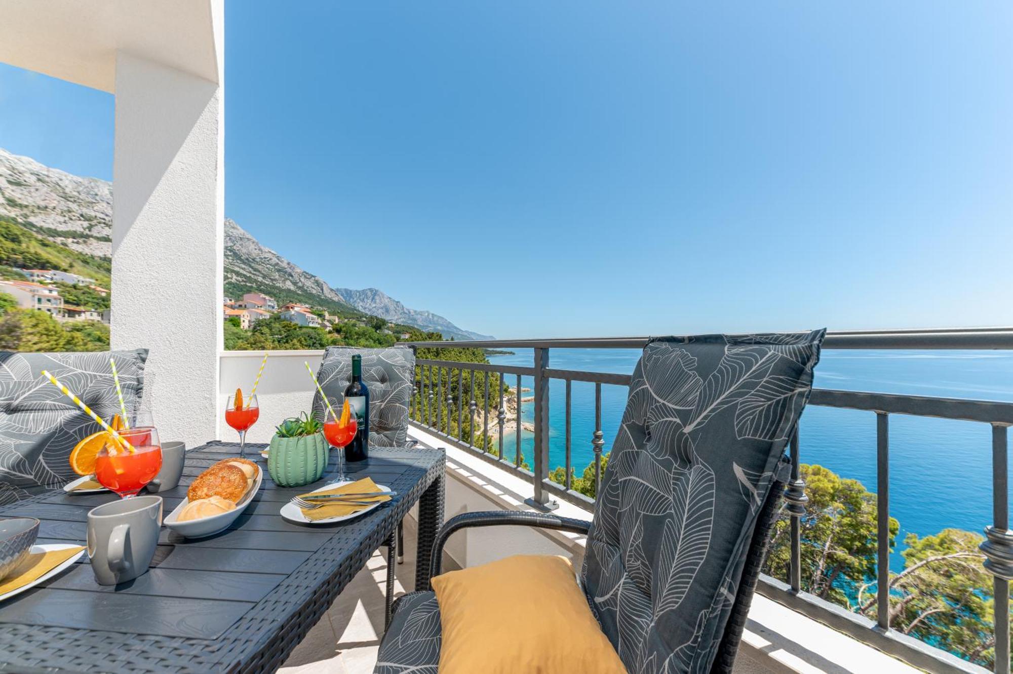 Seaview Apartments Nives Brela Zewnętrze zdjęcie