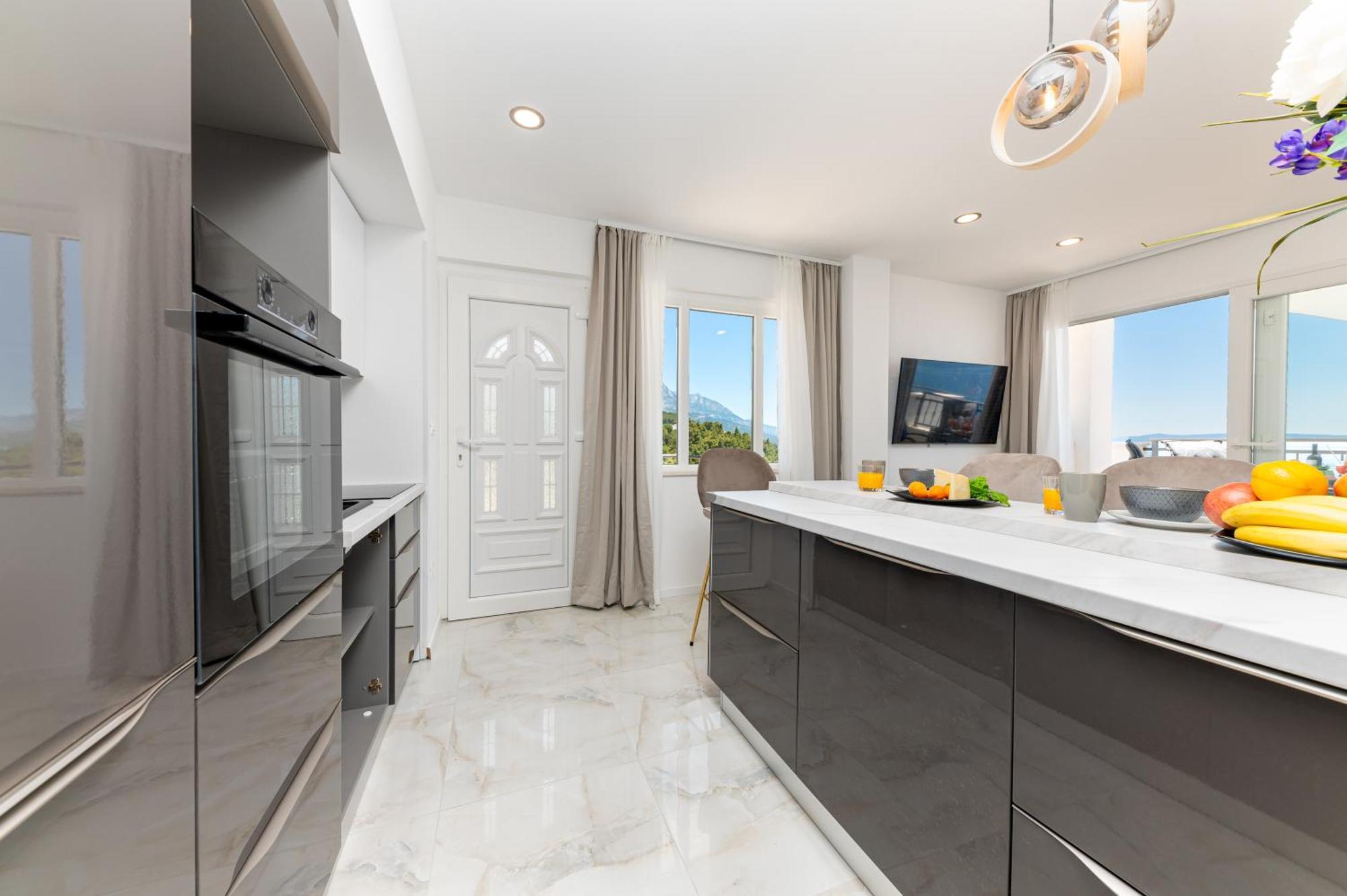 Seaview Apartments Nives Brela Zewnętrze zdjęcie