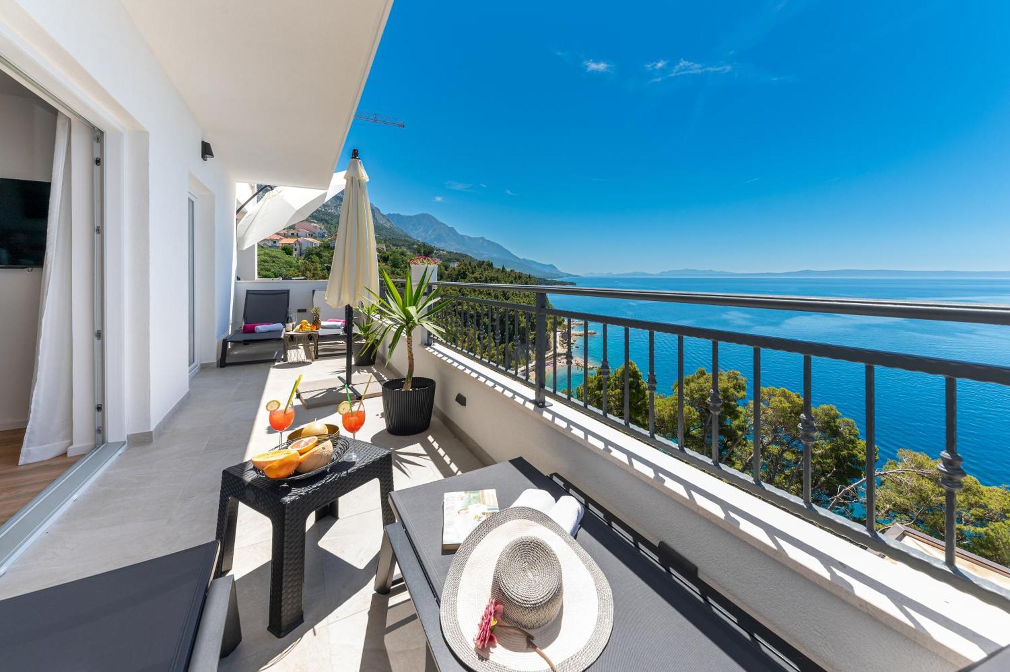 Seaview Apartments Nives Brela Zewnętrze zdjęcie