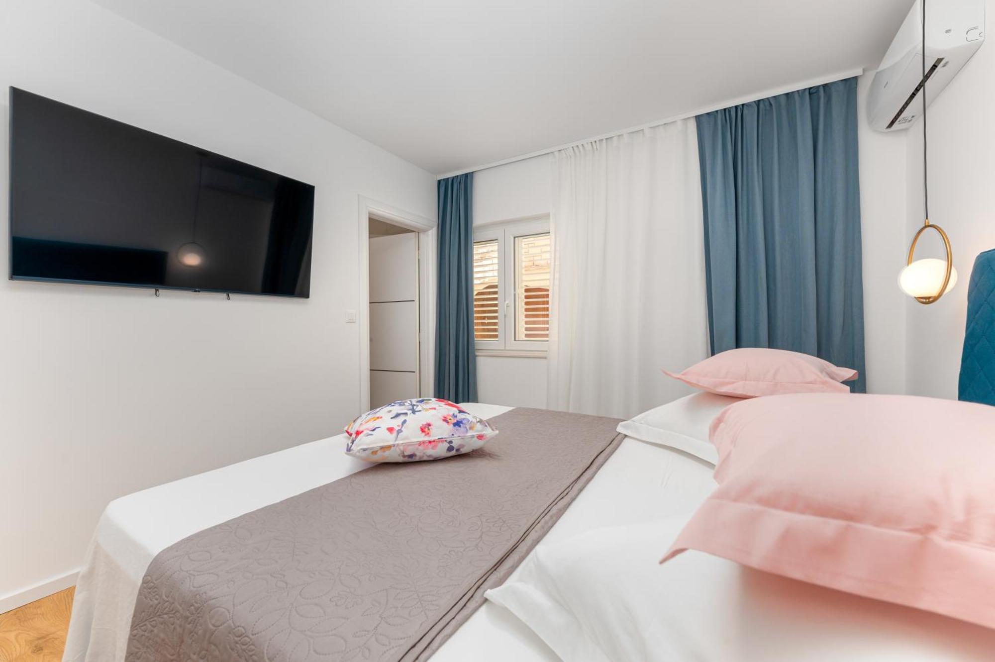 Seaview Apartments Nives Brela Zewnętrze zdjęcie